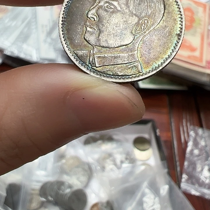 拍品。