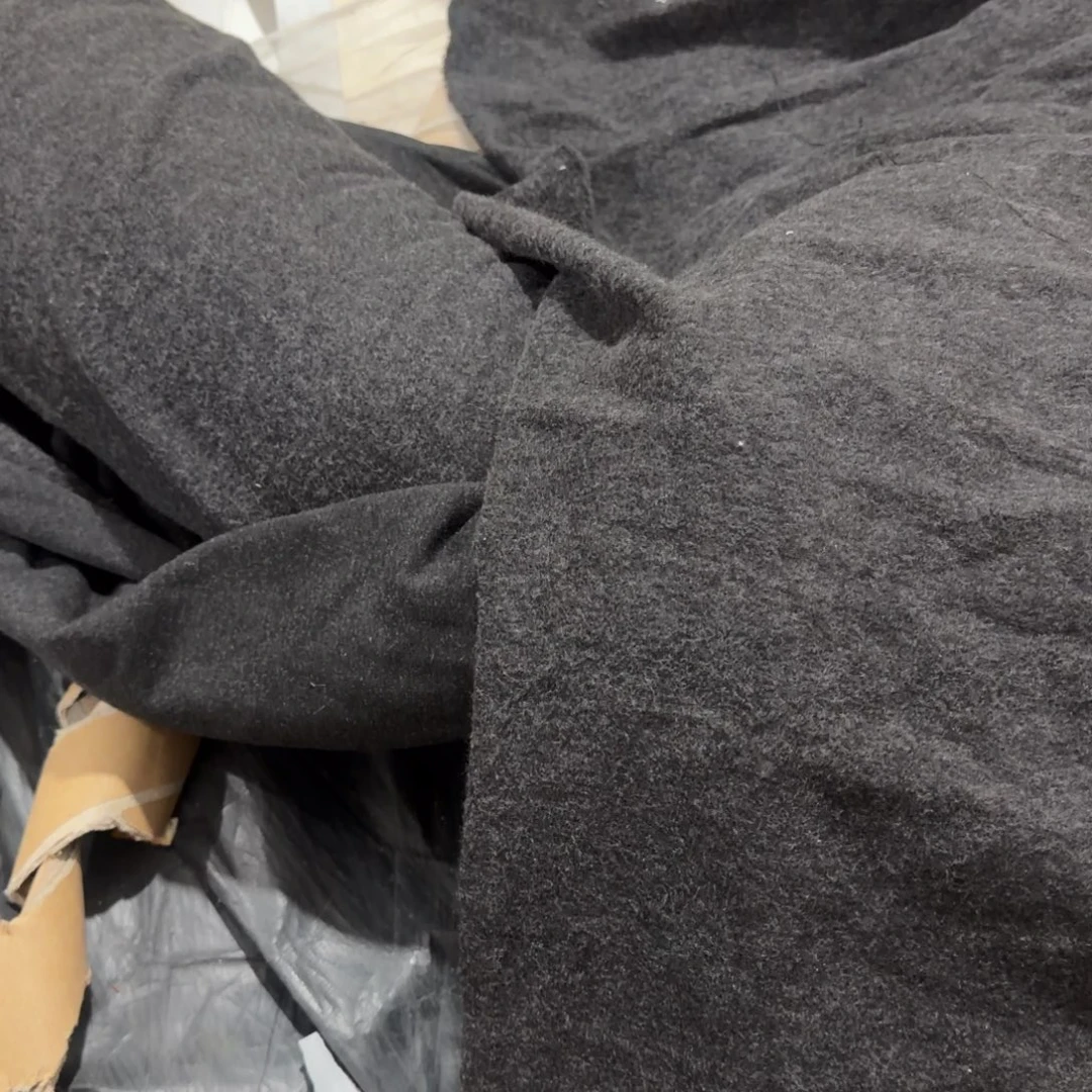 三米一份Ｆ０９。打底衫面料。