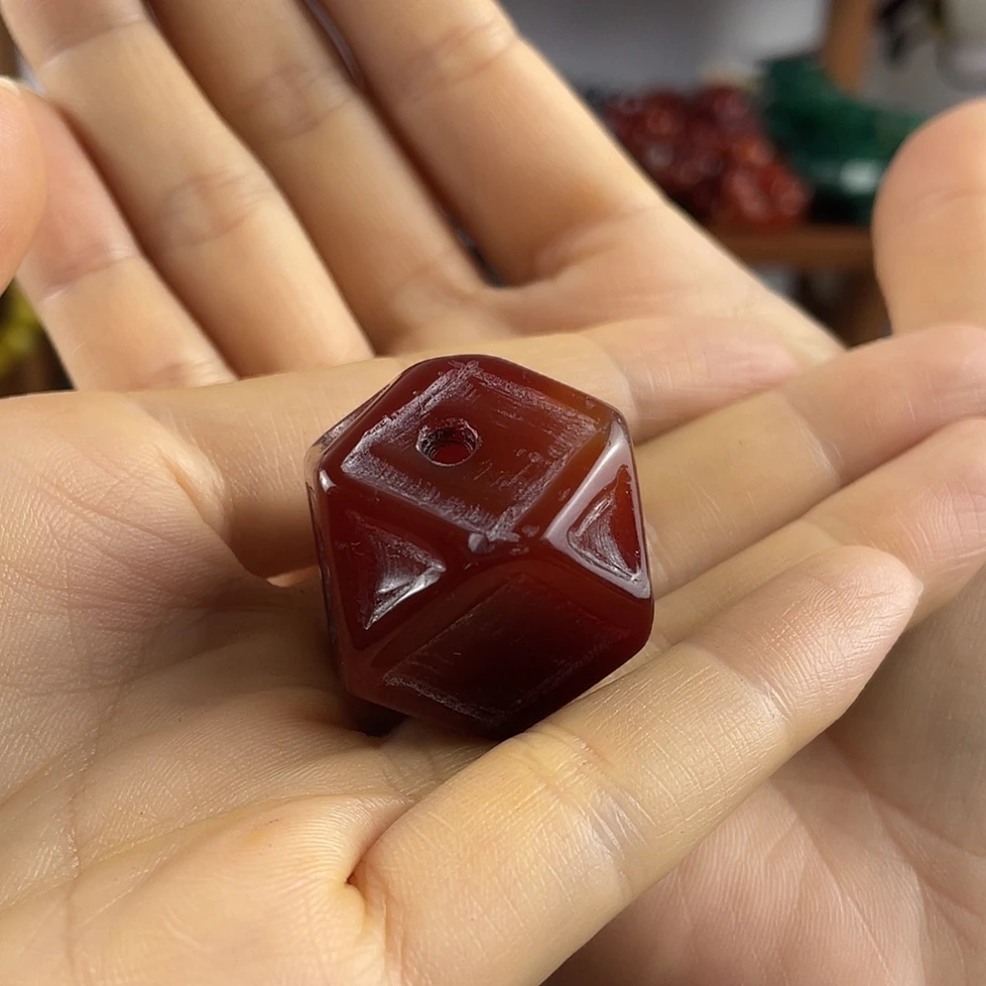 惠***玛瑙/玉髓未镶嵌车挂