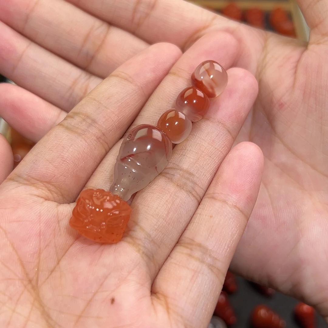 南红玛瑙未镶嵌珠宝奇石不*侯