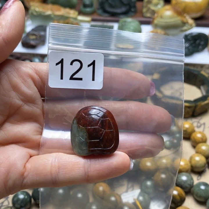 岫岩河磨玉（透闪石质玉）未镶嵌把件