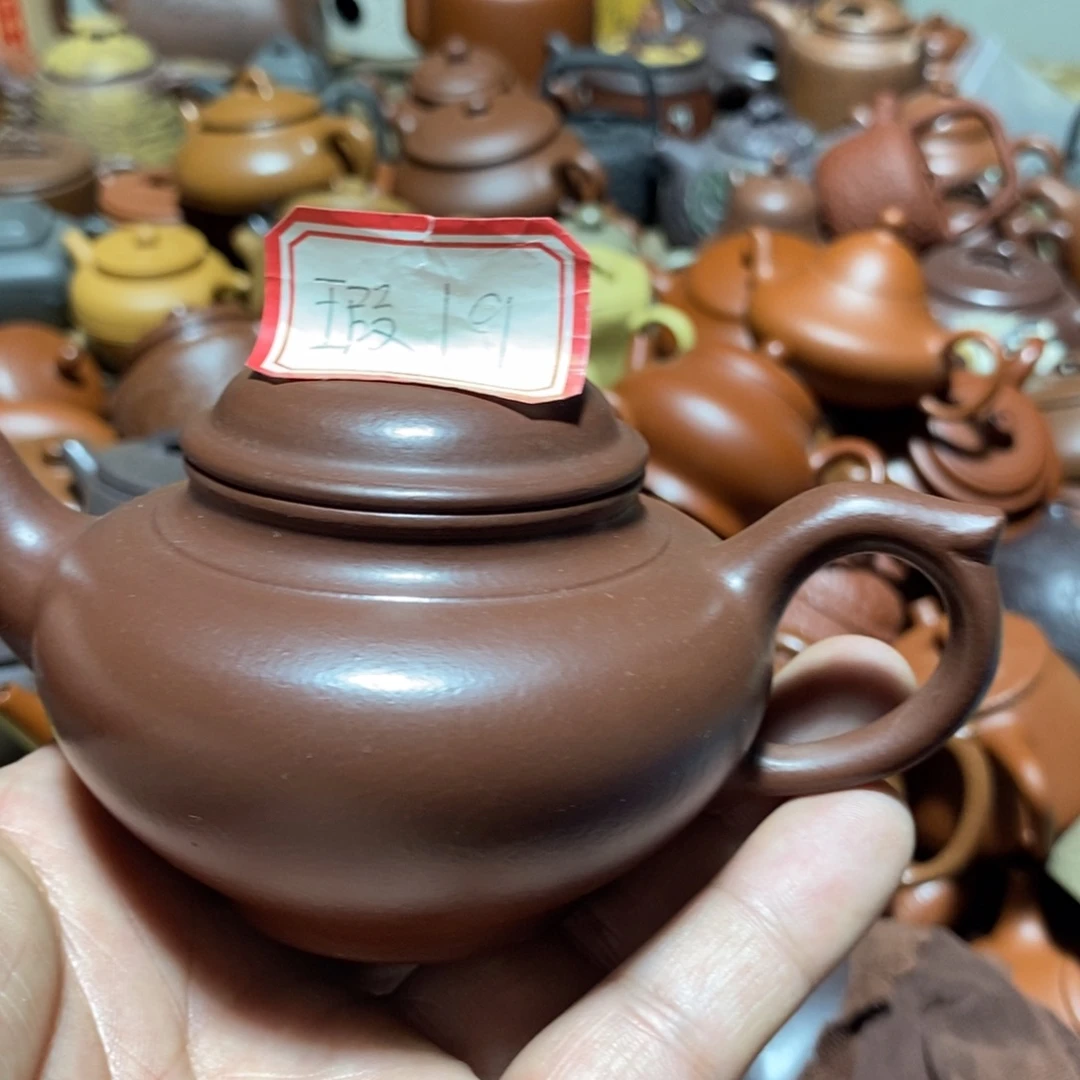 紫砂茶壶欢迎各位光临惠顾