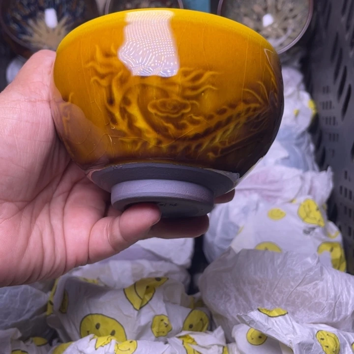 茶盏我不是说明他在做