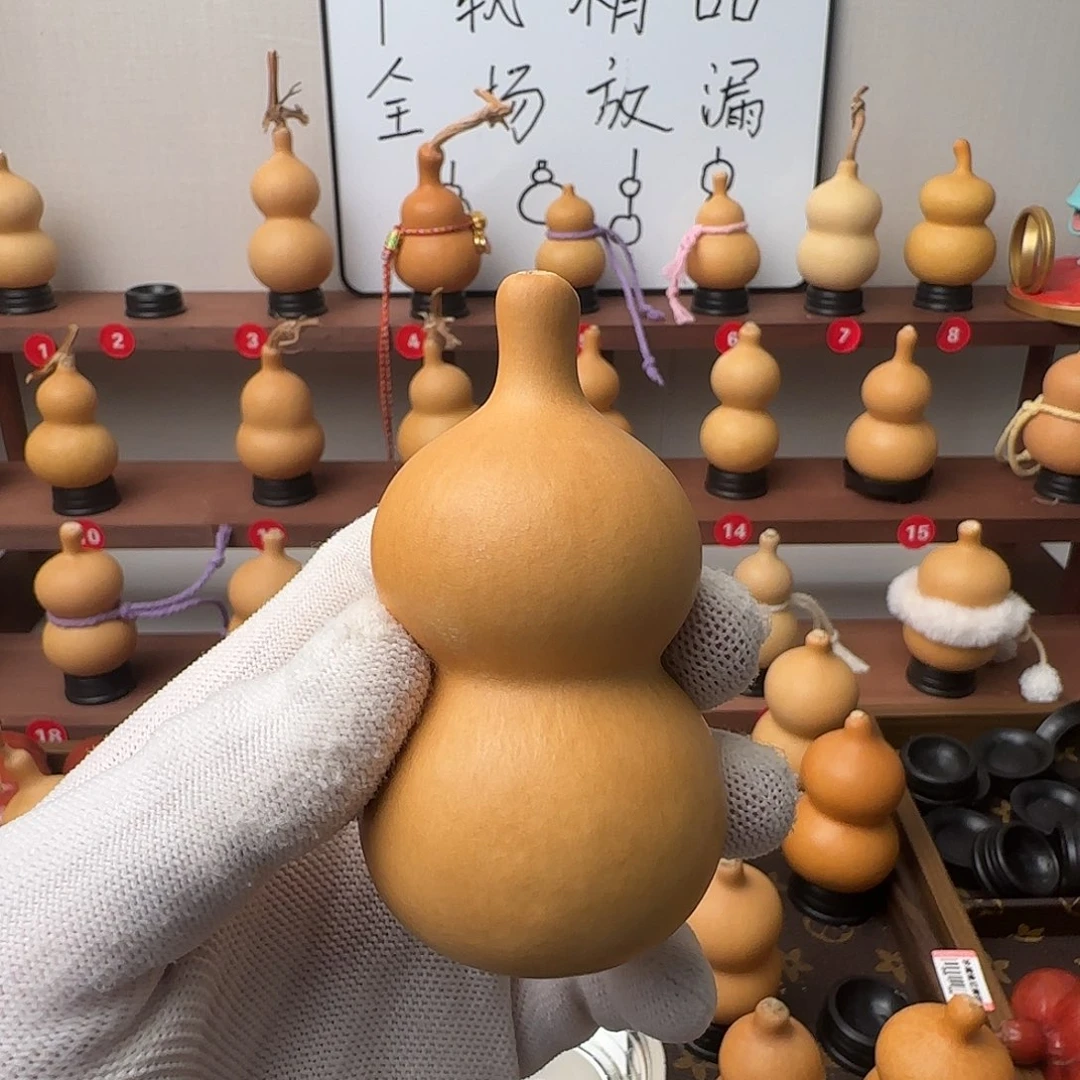 三***༧一物一拍葫芦坤坤