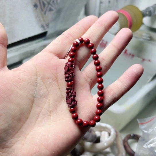 石英质玉手镯未镶嵌一*半