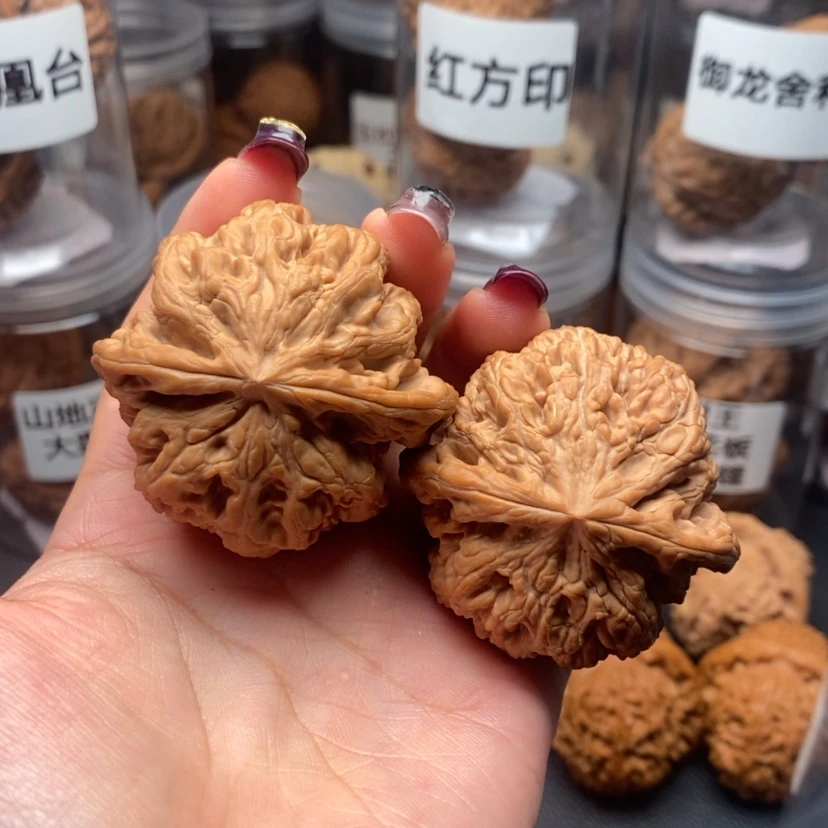 【闪购商品】吊坠文玩核桃C****.粗筋