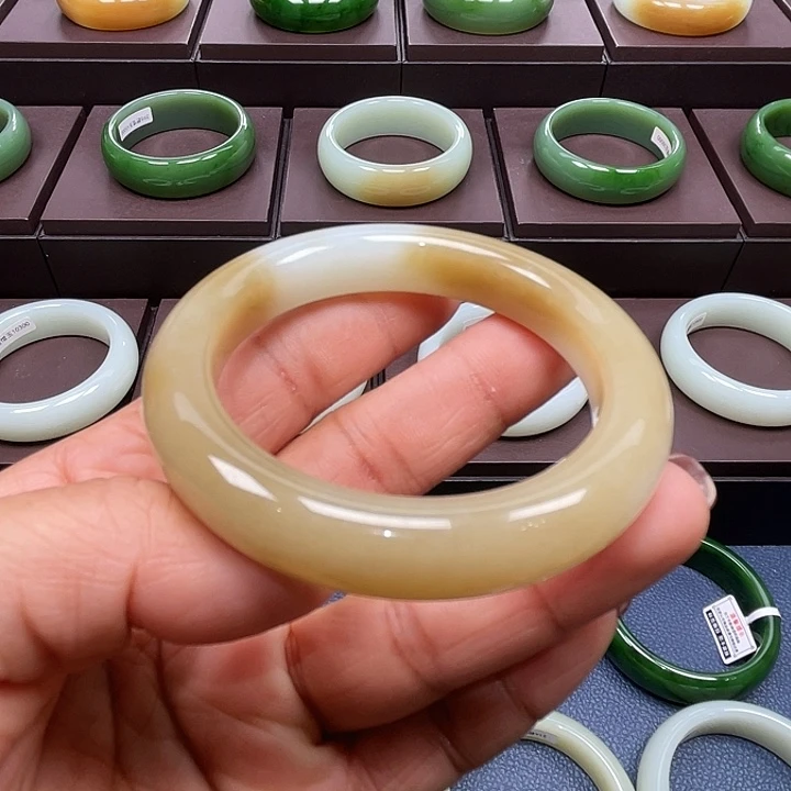 和田玉未镶嵌手镯5253