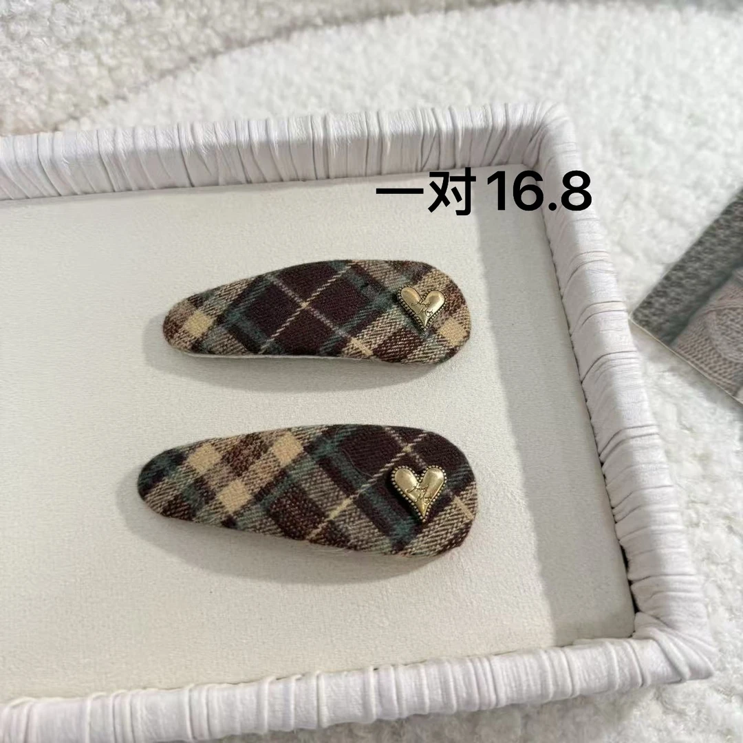 韩国进口复古卡其浅咖格纹爱心边夹三角BB夹秋冬美拉德刘海发夹