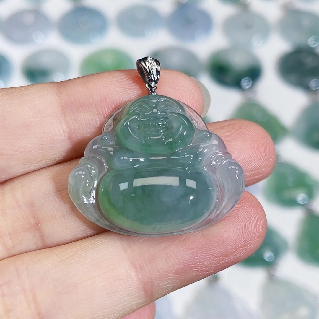 颈饰18K金镶嵌翡翠吊坠