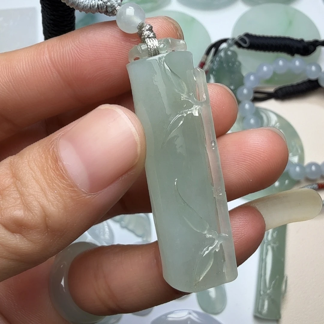 翡翠未镶嵌颈饰天然缅甸翡翠A货冰竹子