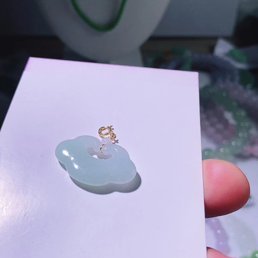 定制翡翠未镶嵌天然翡翠A货