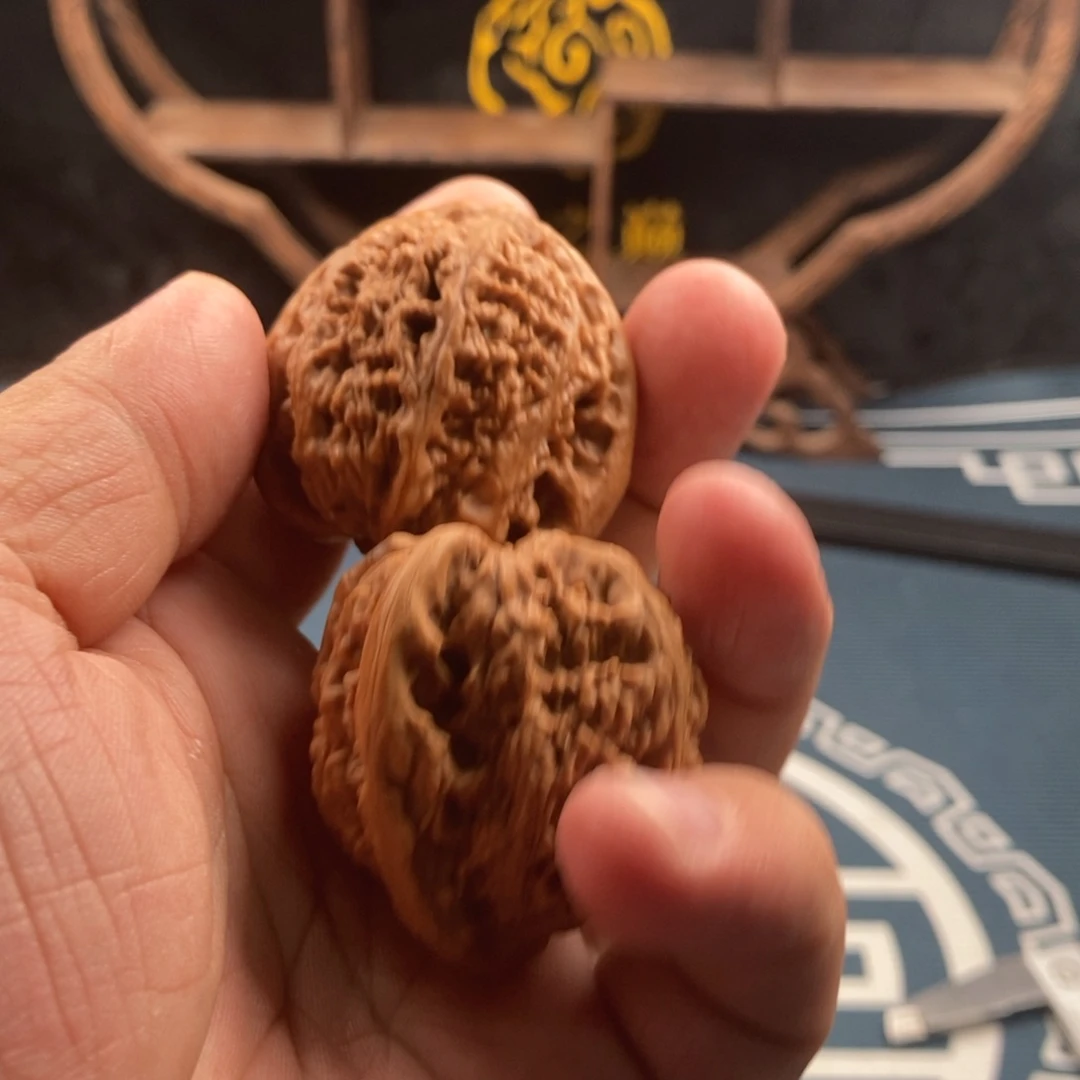 开***β文玩核桃把件40蚂蚁沟