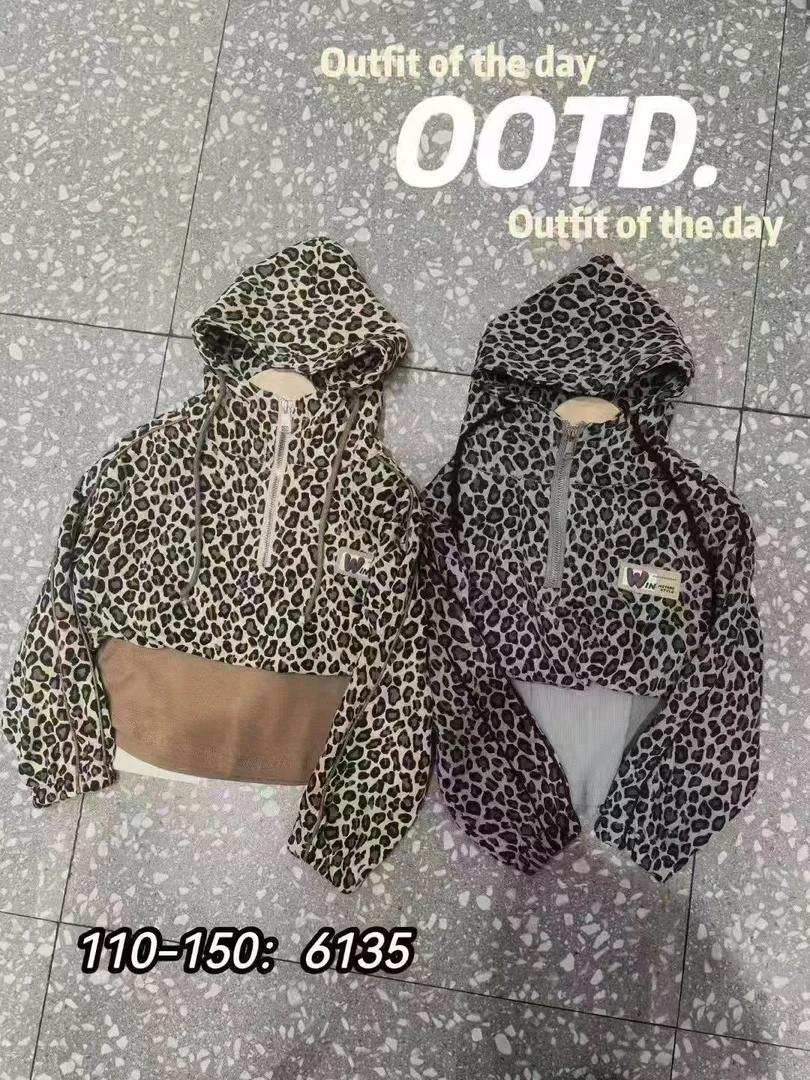 短款豹纹夏季连帽卫衣女款两件套