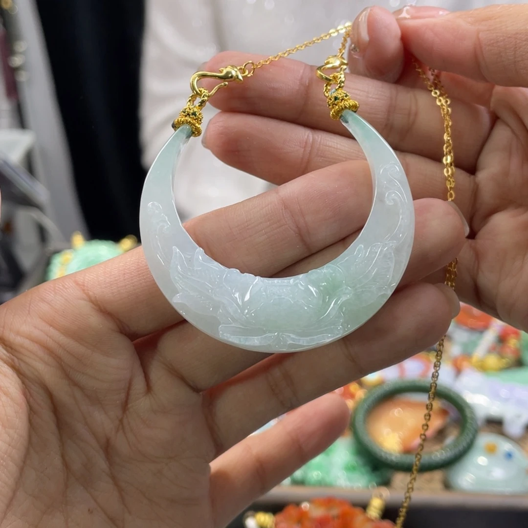 翡翠颈饰未镶嵌代编织