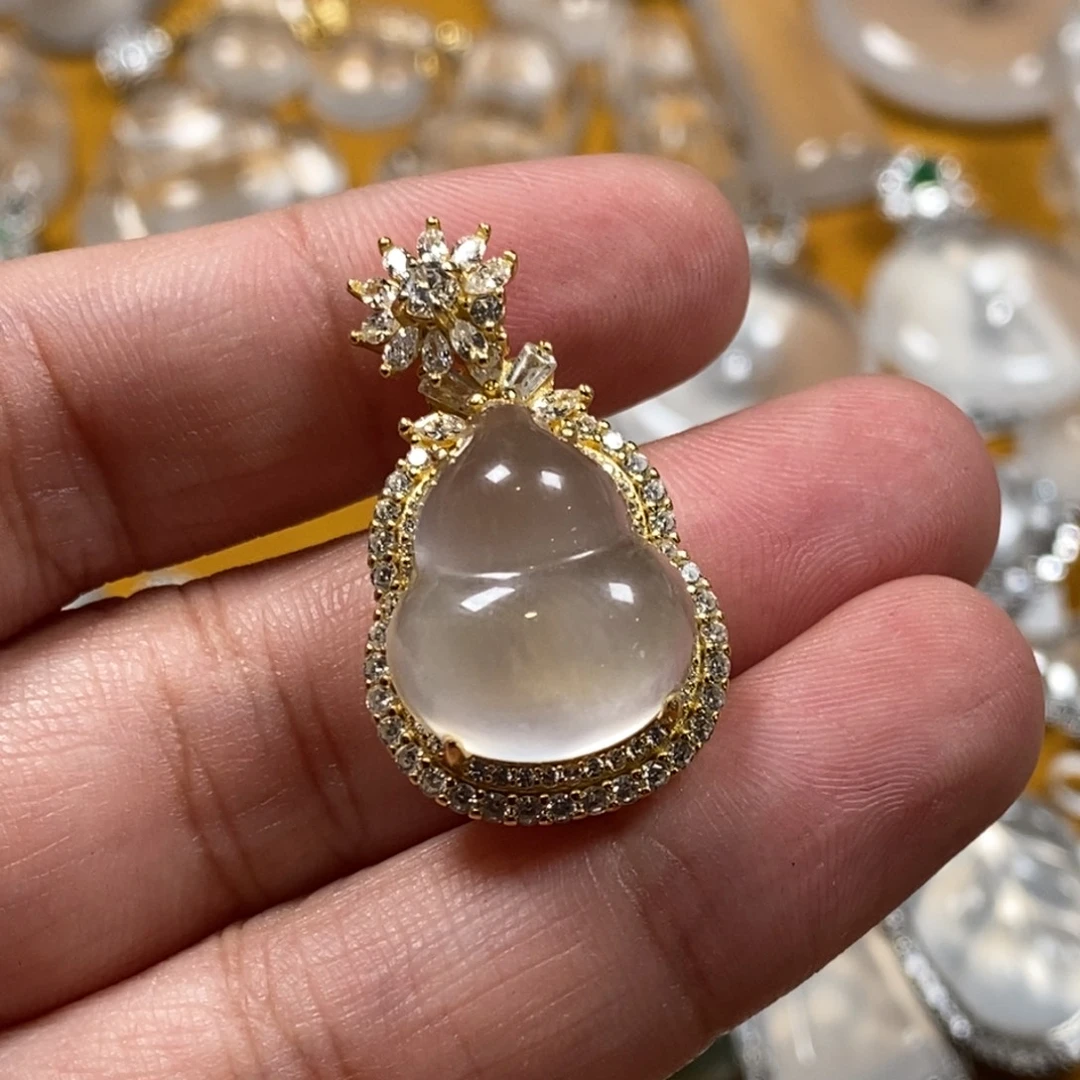 深****石英质玉银S925镶嵌颈饰葫芦