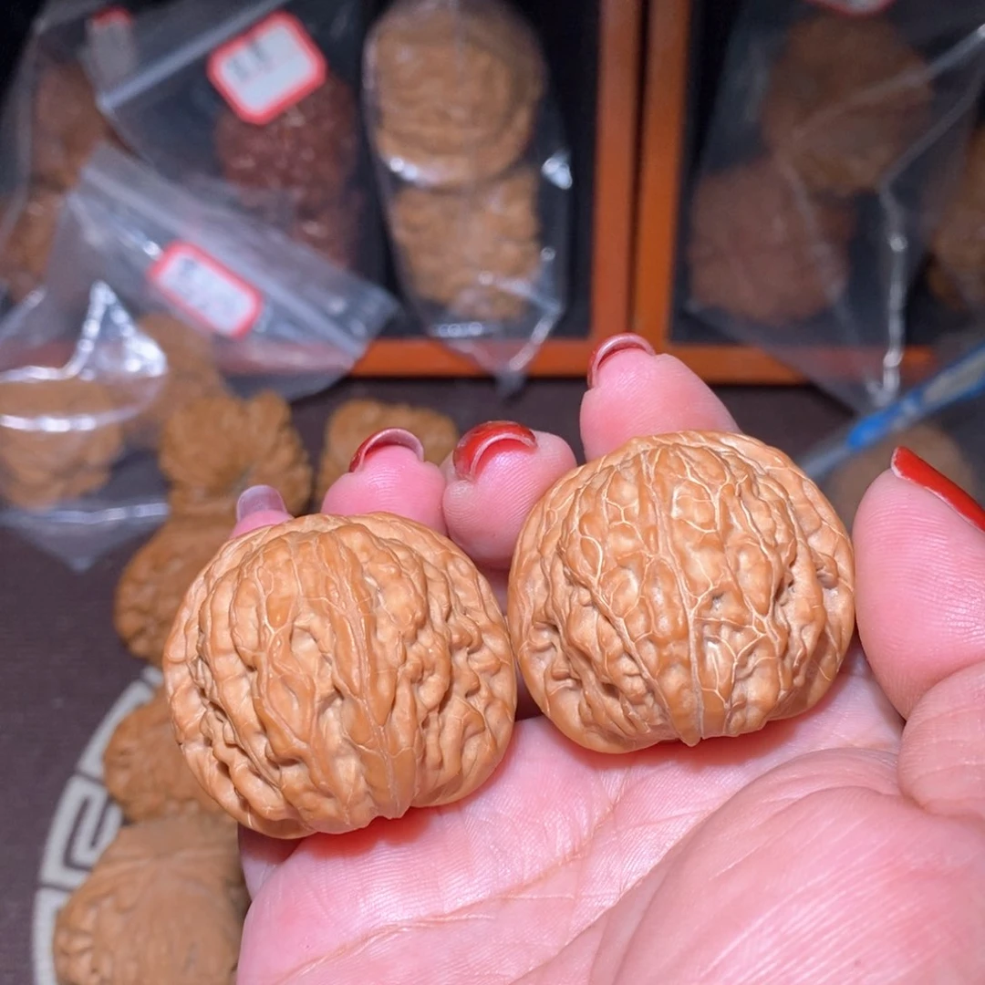 啊***鑫文玩核桃把件磨盘