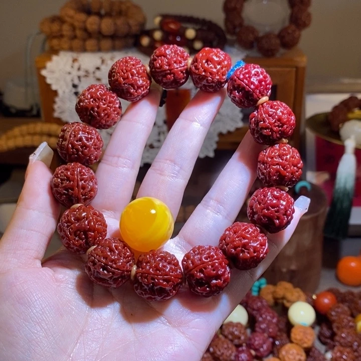 云***哥金刚菩提吊坠195玉华深度包浆安娜籽一物