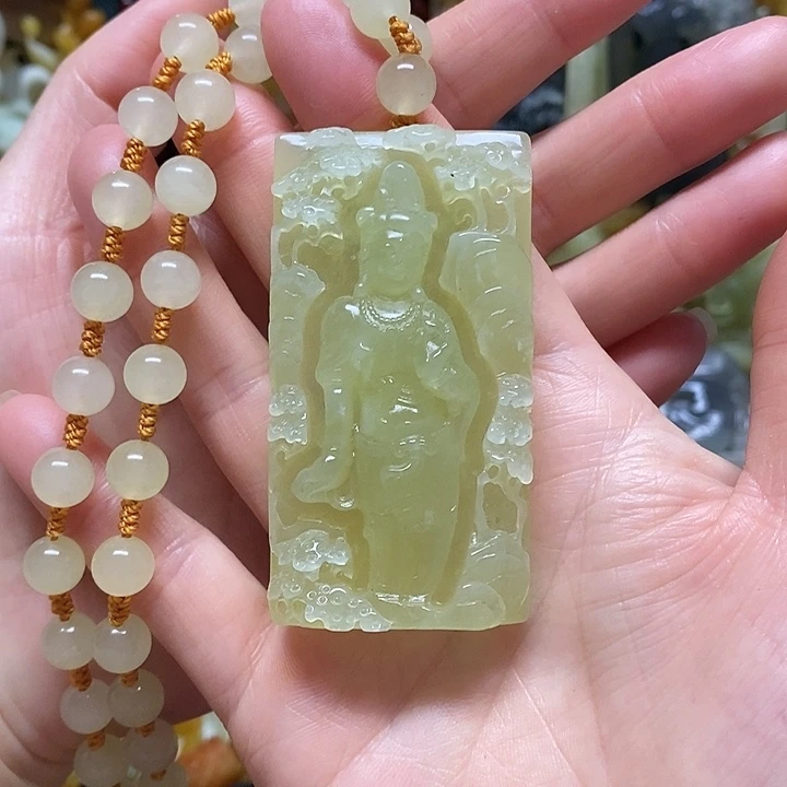 岫玉未镶嵌吊坠(赠链)