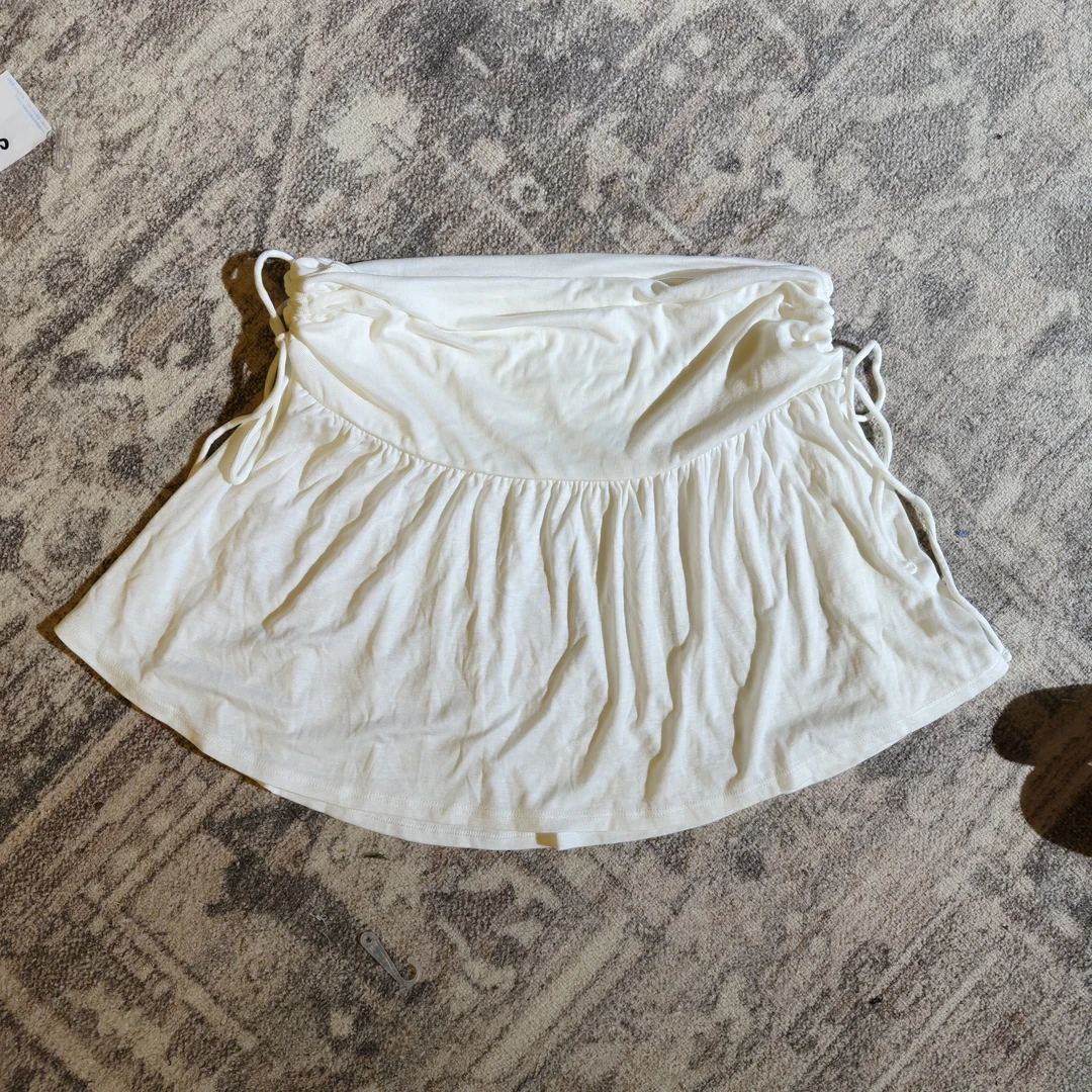 粘纤白色抽绳短裙NO退换