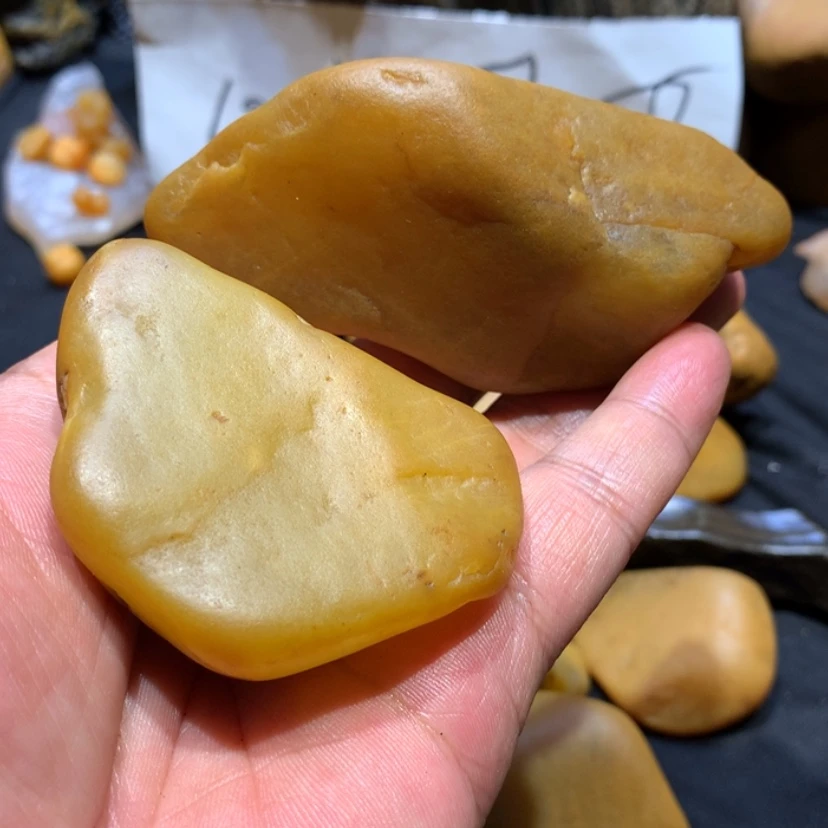 【闪购商品】石材黄腊石