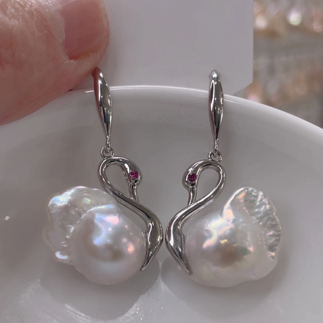 颈饰未镶嵌淡水珍珠