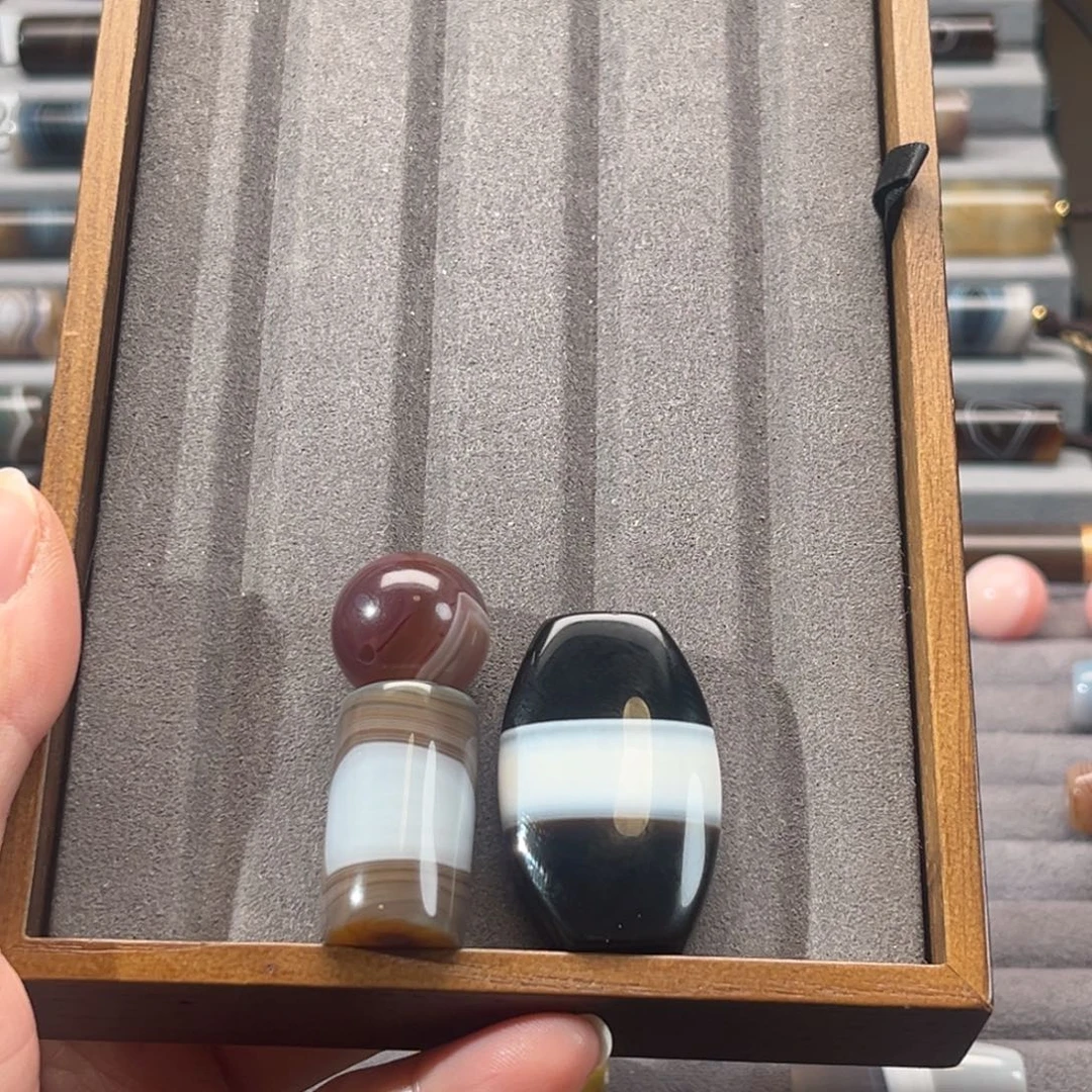 用***安玛瑙/玉髓合金颈饰