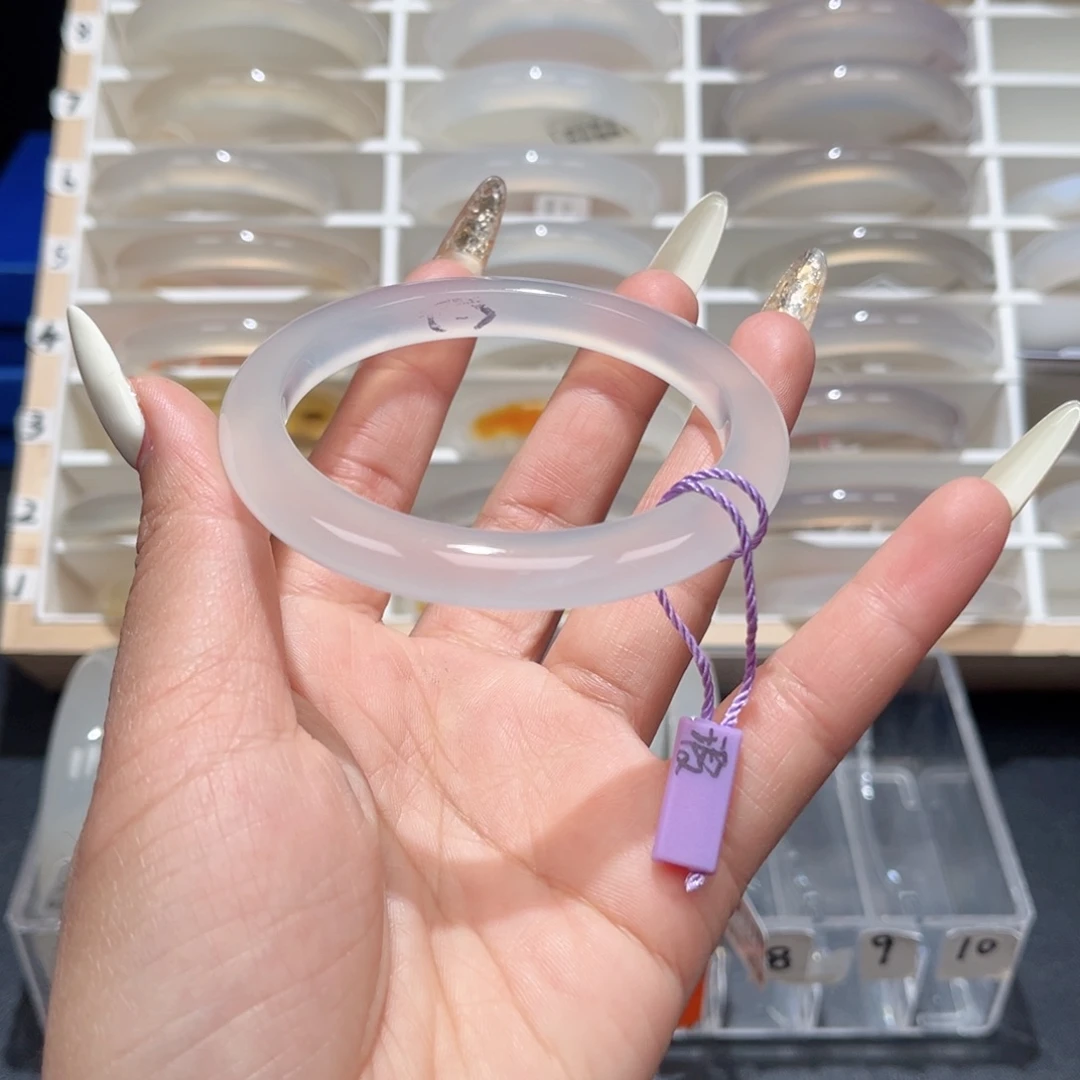 玛瑙/玉髓手镯未镶嵌802