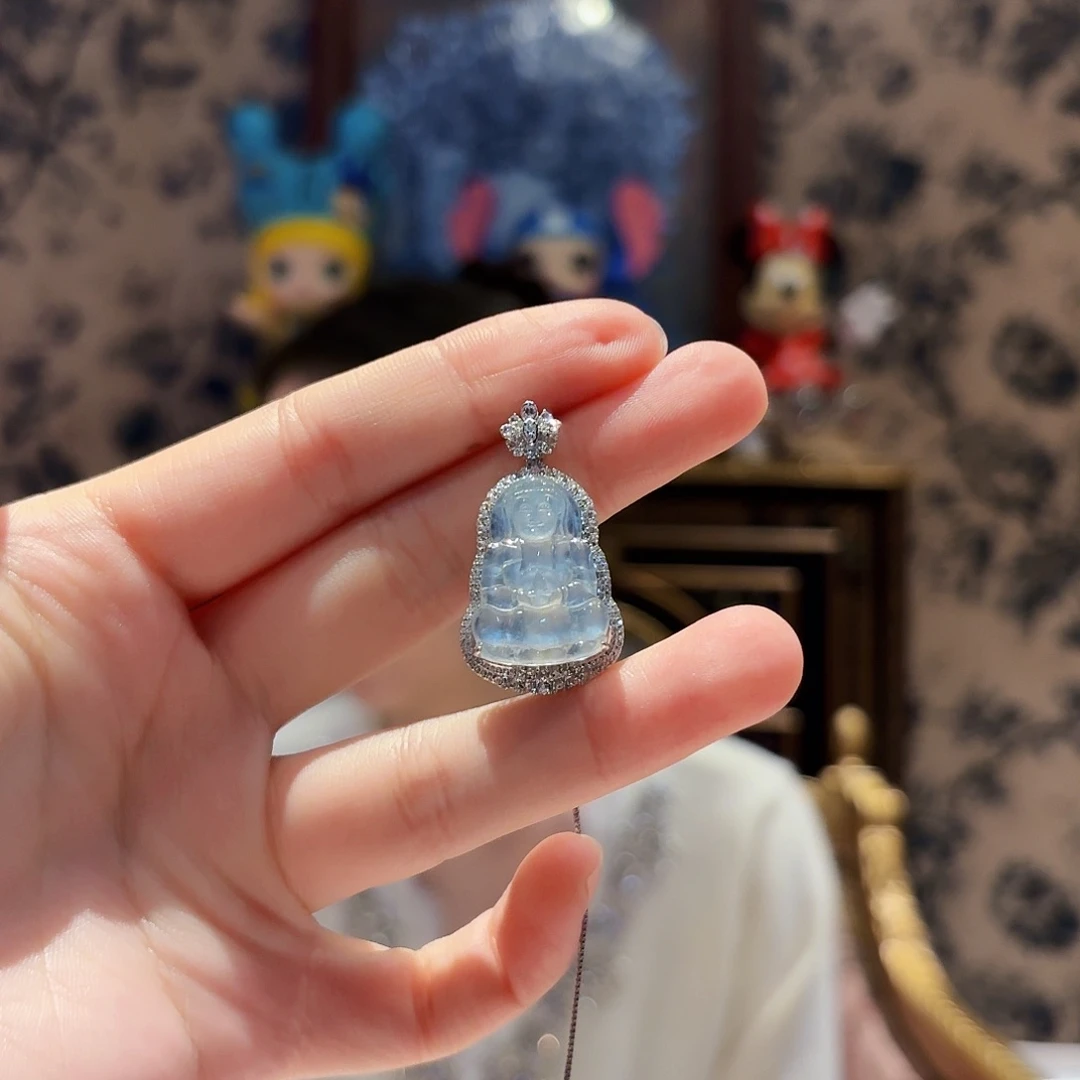 翡翠18K金镶嵌吊坠(赠链)