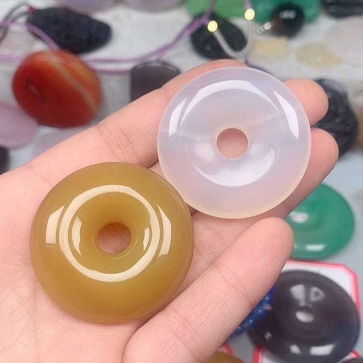 玛瑙/玉髓颈饰未镶嵌雄