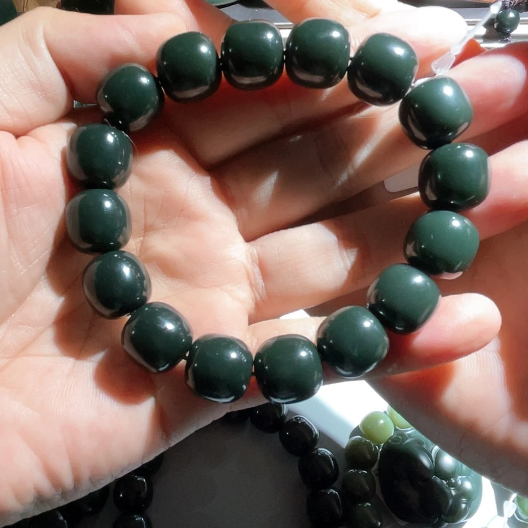 天***涯和田玉未镶嵌手链