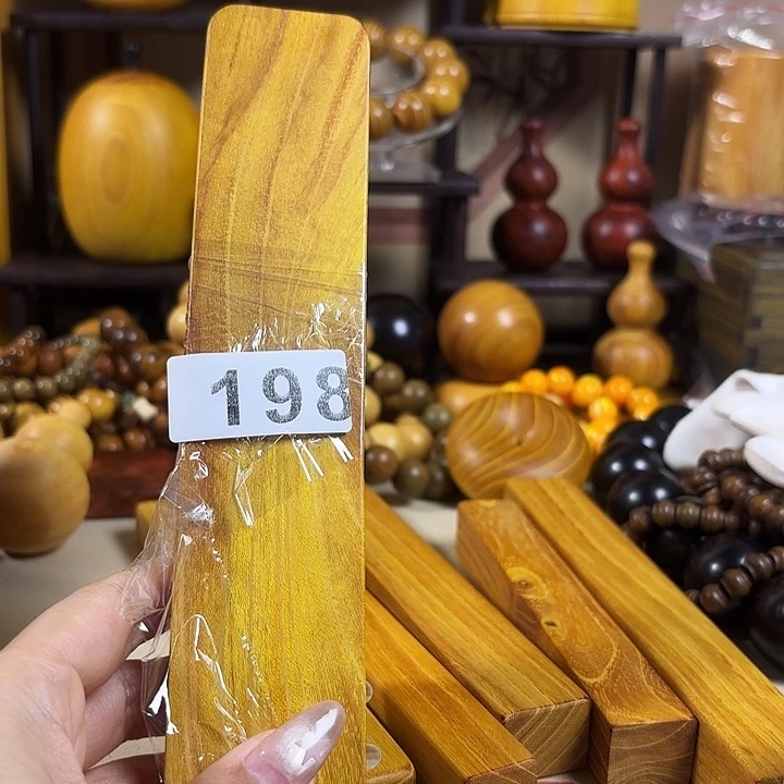 此***期大果紫檀（缅甸花梨）