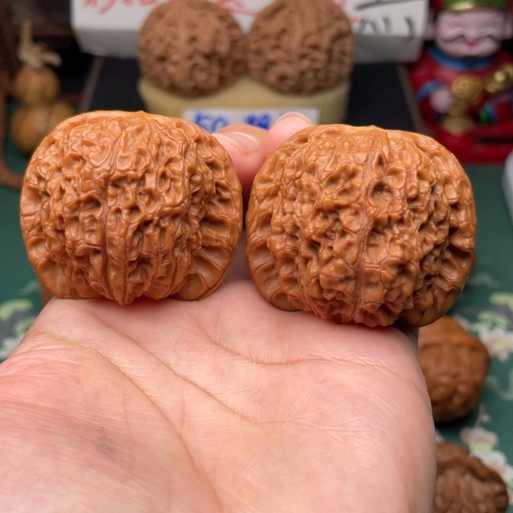 【闪购商品】把件文玩核桃45血麒麟有修