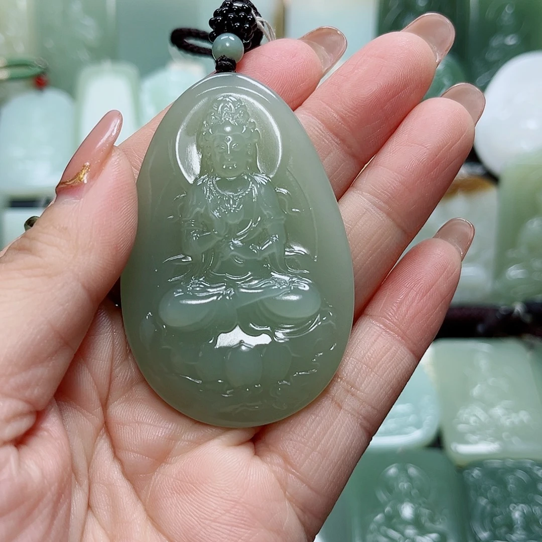 *****和田玉未镶嵌颈饰