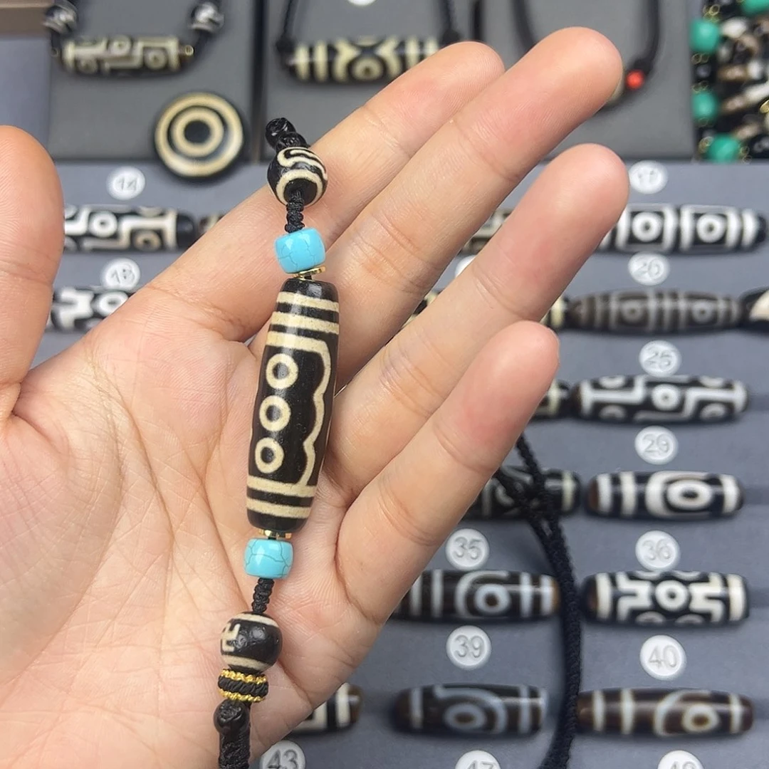 玛瑙/玉髓颈饰合金