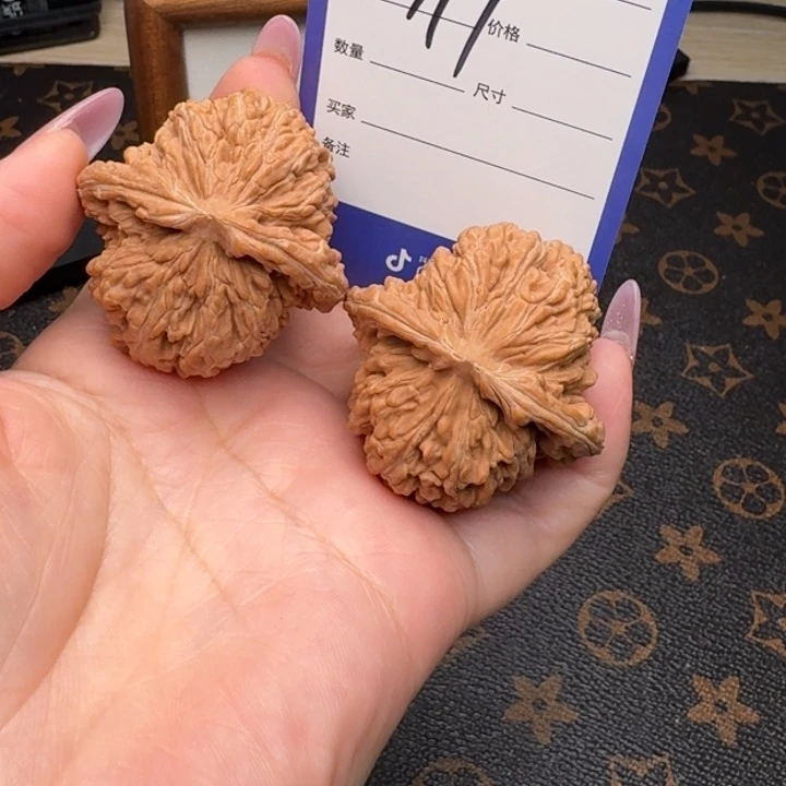 西***修文玩核桃把件42四座楼