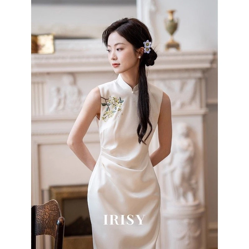 「浮无袖」新中式订婚刺绣旗袍女长款夏季桂新款白色礼服连衣裙
