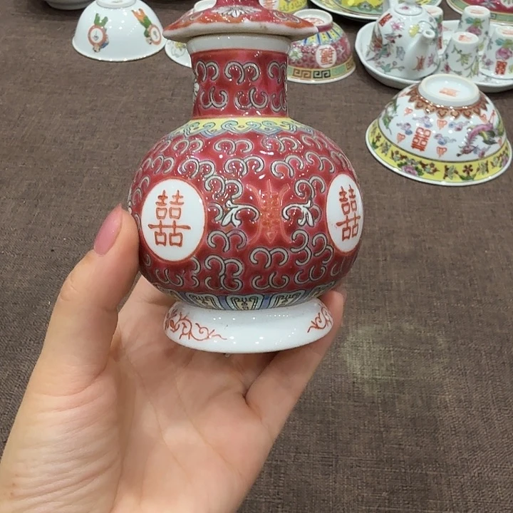 景德镇粉彩四喜酱油壶