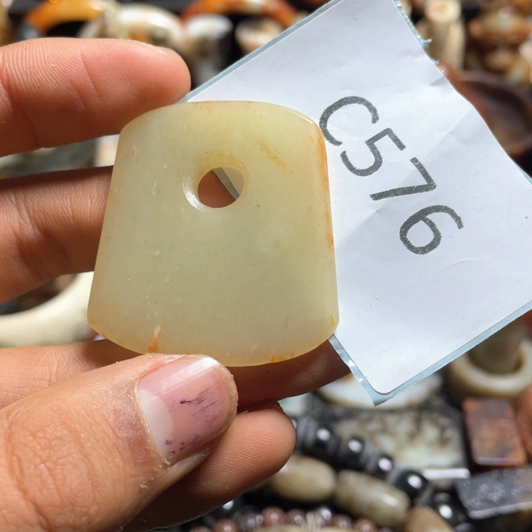 和田玉（糖玉）挂件未镶嵌