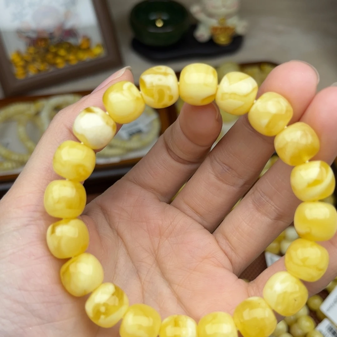 蜜蜡未镶嵌珠宝奇石