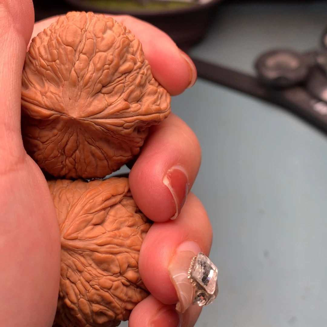 文玩核桃把件全品绣球4041