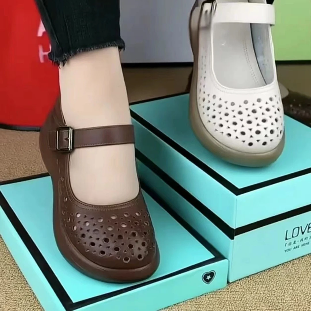 中老年女舒适镂空纯色圆头洞洞鞋拖鞋女鞋外穿单鞋子多巴胺百搭