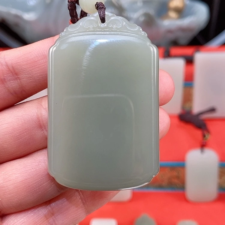 【闪购商品】颈饰未镶嵌和田玉