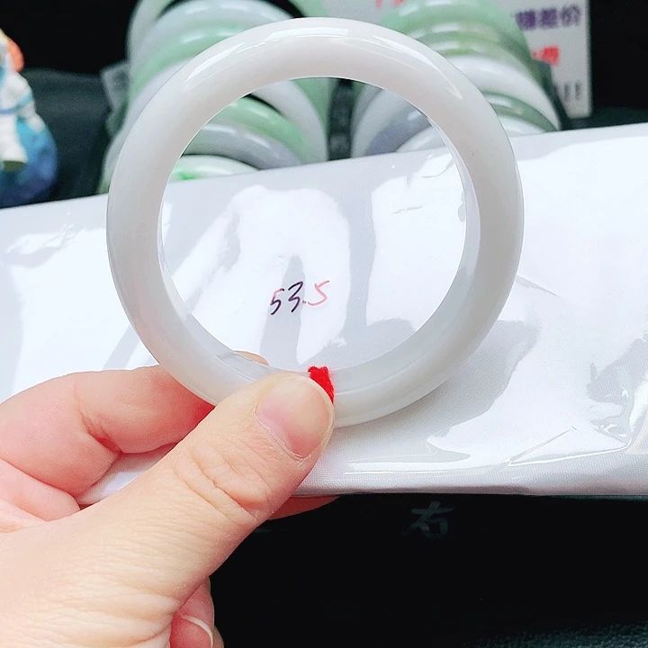 翡翠未镶嵌手镯338