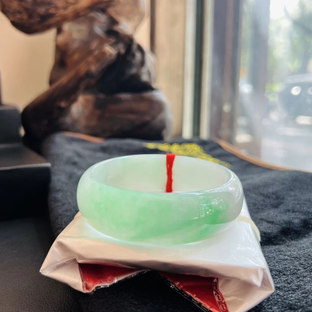 宽版老料大轮胎阳绿手镯