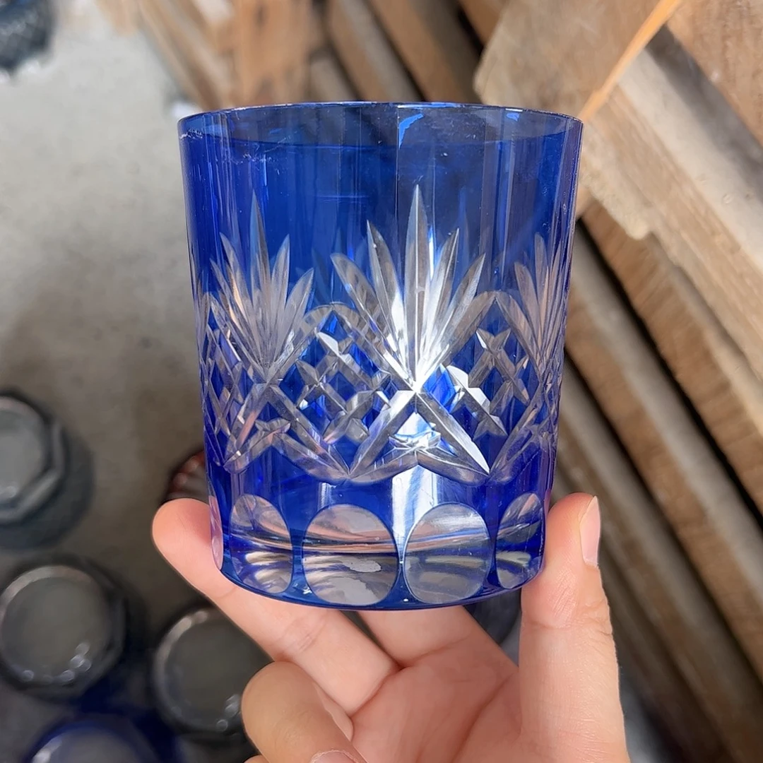 水晶玻璃高脚款微瑕一个