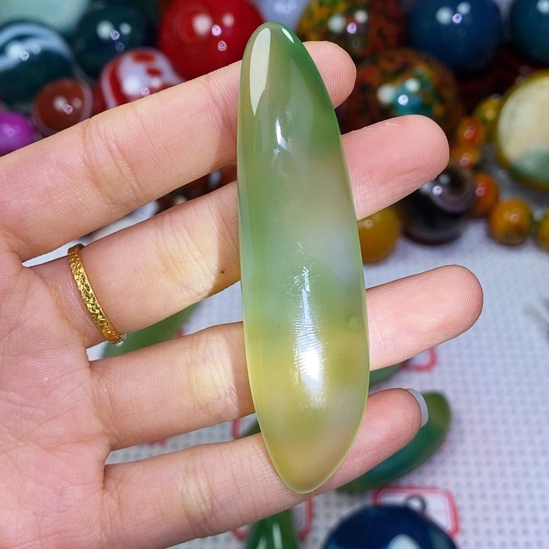 玛瑙/玉髓未镶嵌珠宝奇石