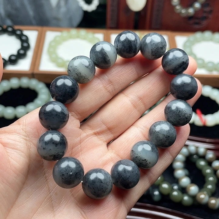 华***雄和田玉未镶嵌手串