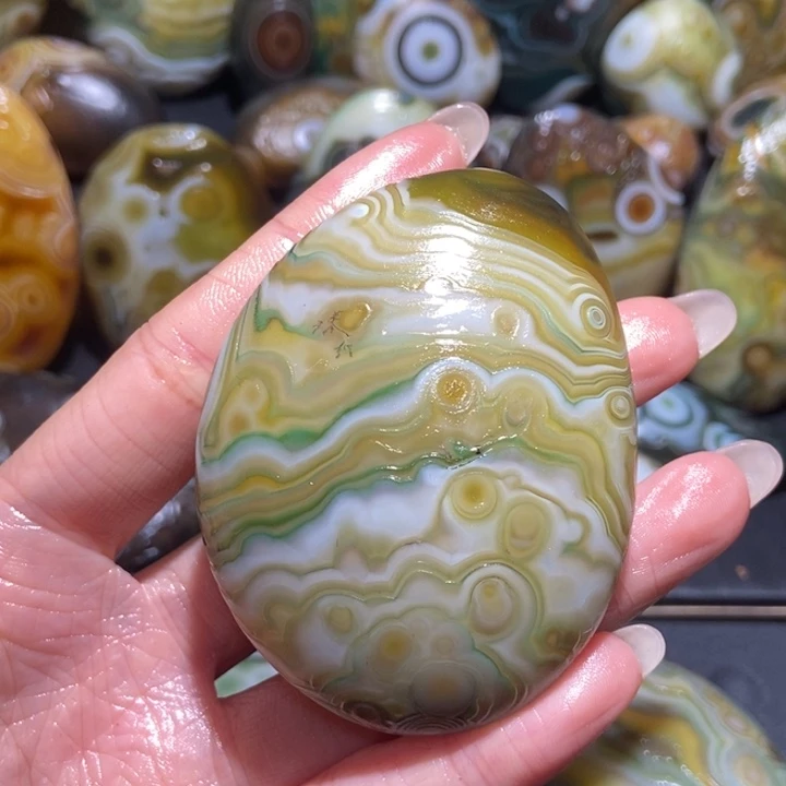 【闪购商品】未镶嵌玛瑙/玉髓珠宝奇石w w