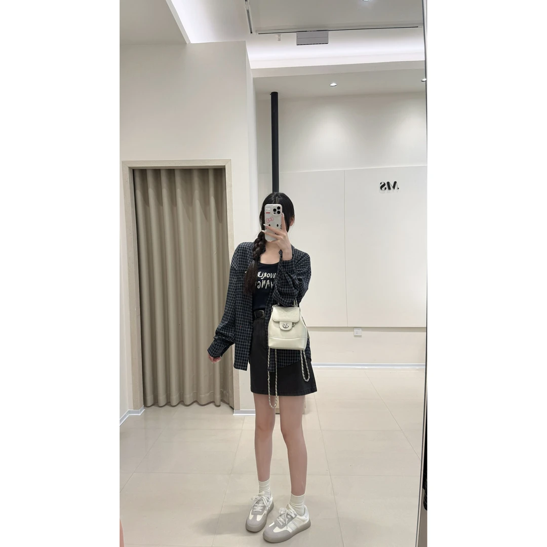 韩系宽松复古休闲翻领格子衬衫+字母吊带背心两件套2025秋新款