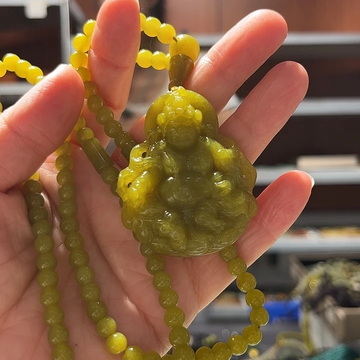 岫玉未镶嵌毛衣链